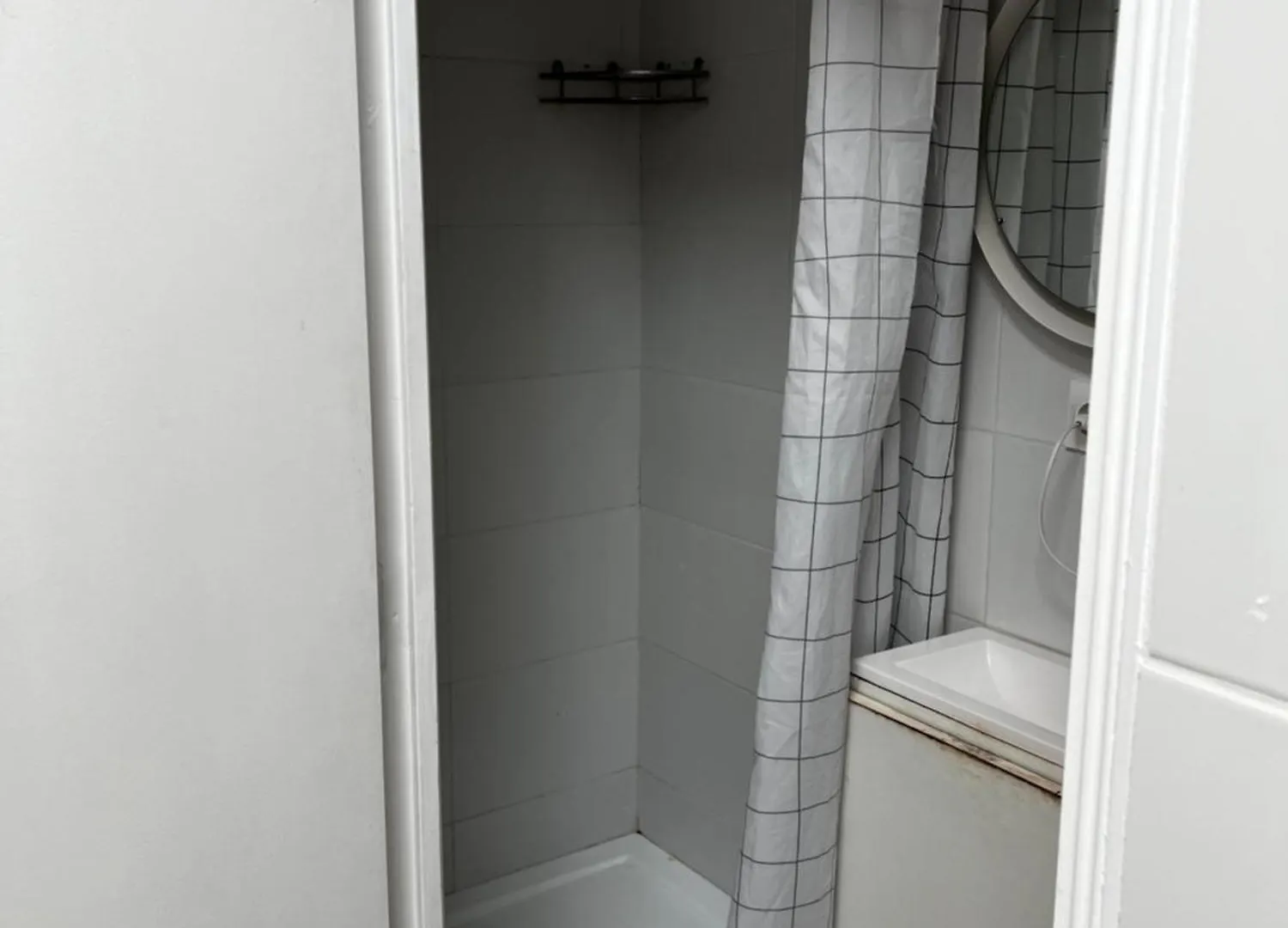 Chez Mia Paris Hostel France