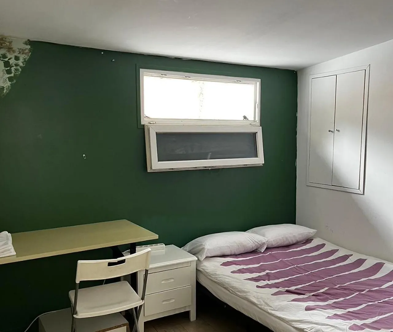 Chez Mia Paris Hostel France